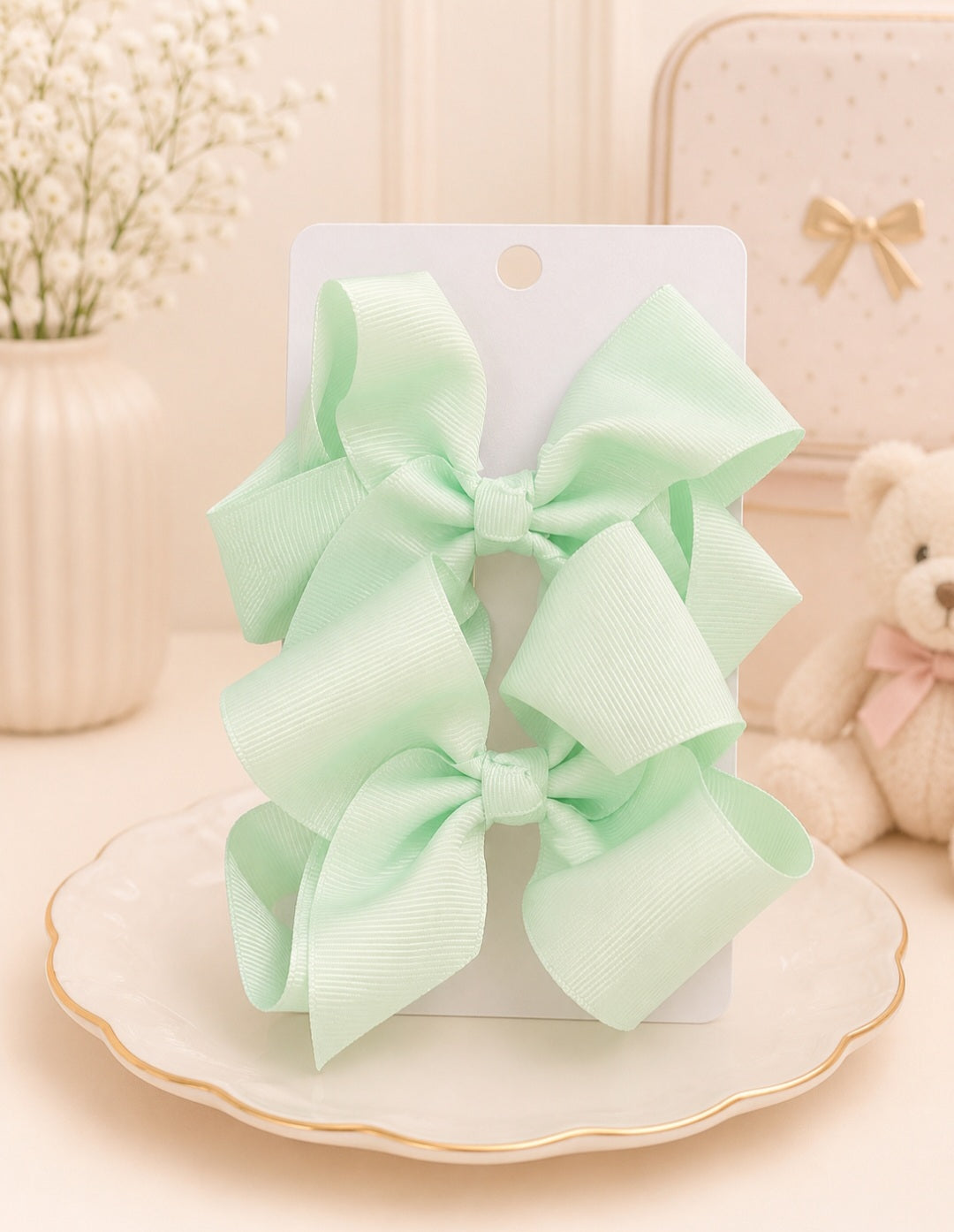 Pigtail Bows: 4 inch