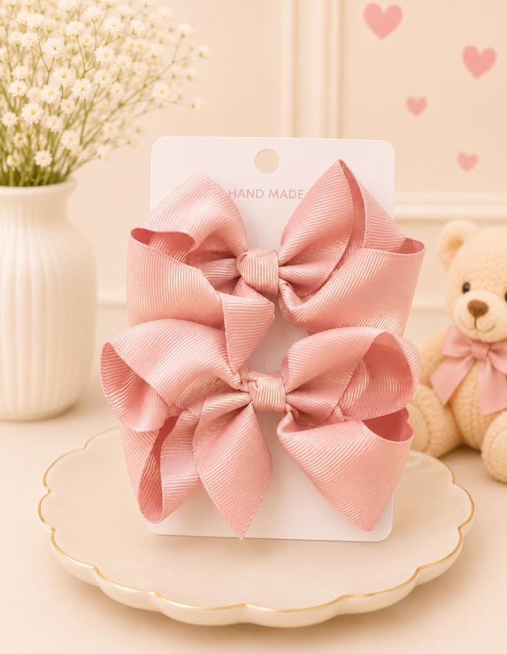 Pigtail Bows: 4 inch